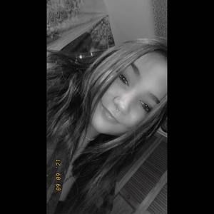 Meet your Posher, Kira